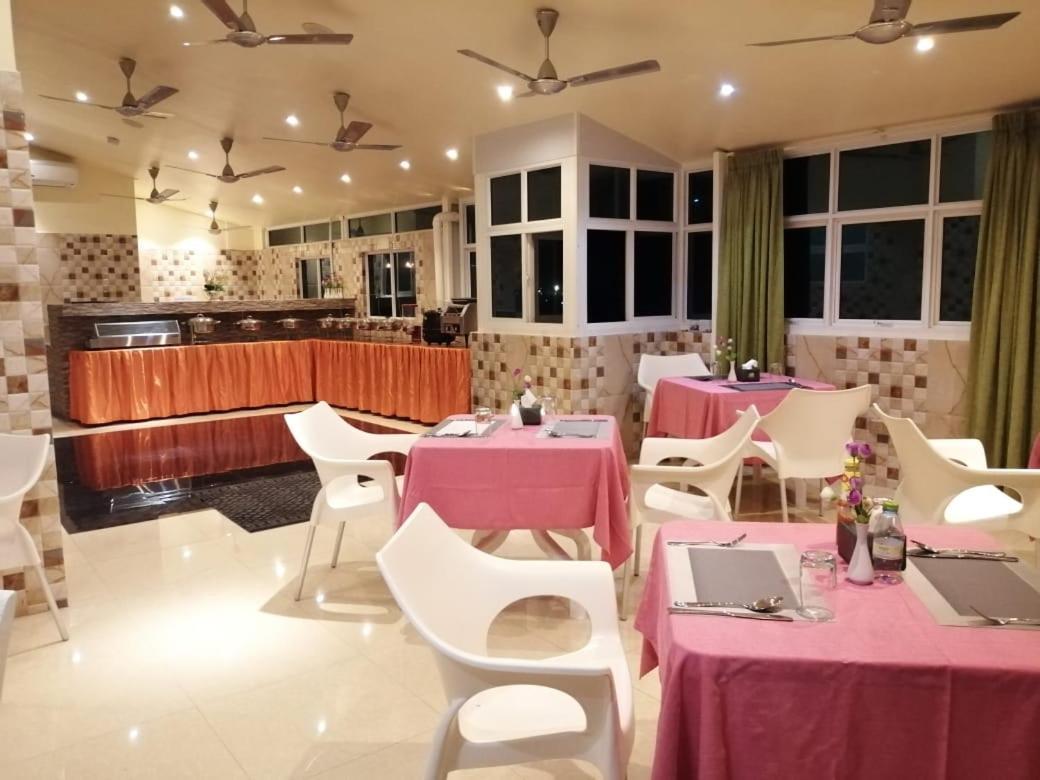 The Grand View Hotel Malé Kültér fotó